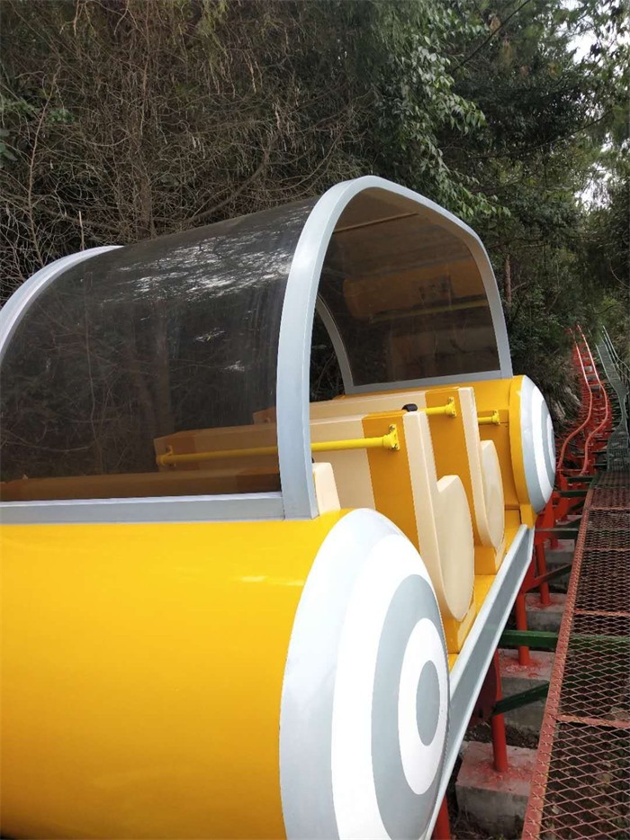 軌道爬山車(chē)2